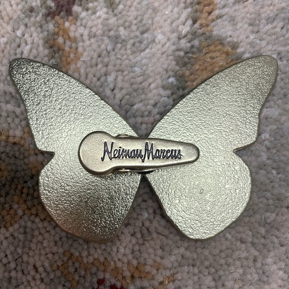 Neiman Marcus butterfly clip - Picture 2 of 2